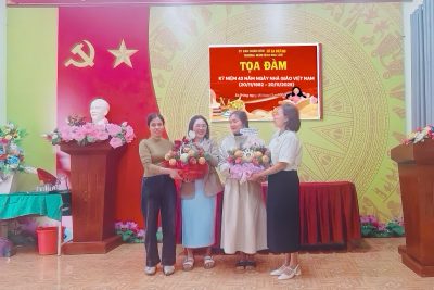 Trường Mầm Non Hoa Lan Toạ đàm ngày nhà giáo Việt Nam 20/11